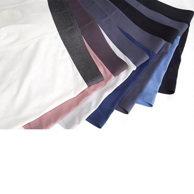 DIFFERENT COLOR MEN'S UNDERWEAR - ONLY CLALER